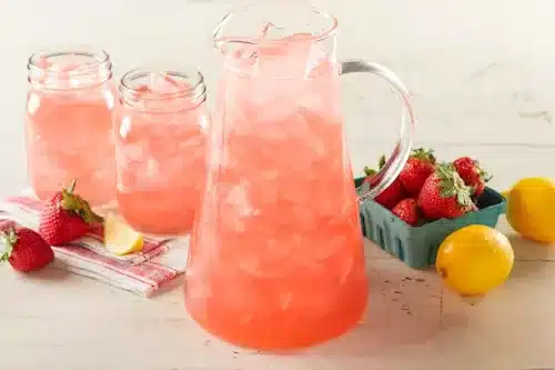 STRAWBERRY LEMONADE