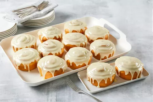 Big Ol' Cinnamon Rolls
