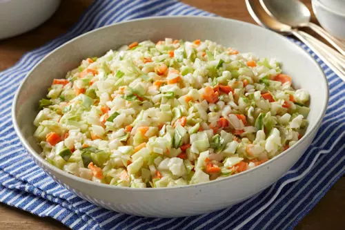 FAMILY SIZE BOB EVANS SIGNATURE COLESLAW
