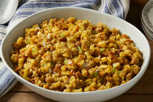 FAMILY SIZE BREAD & CELERY DRESSING
