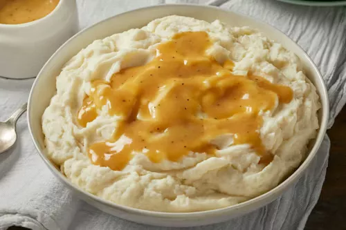 FAMILY SIZE MASHED POTATOES & GRAVY