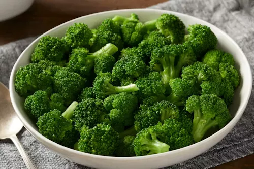 FAMILY SIZE STEAMED BROCCOLI